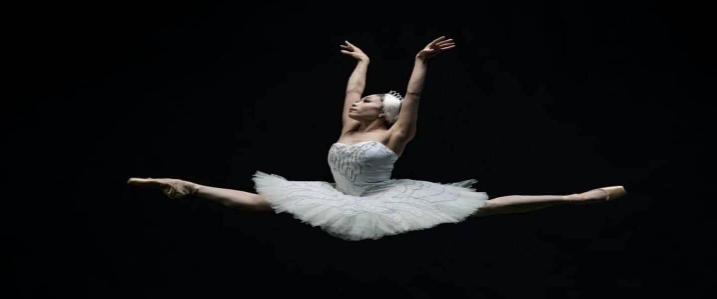 Win Two Tickets to RNZB's Swan Lake in Wellington