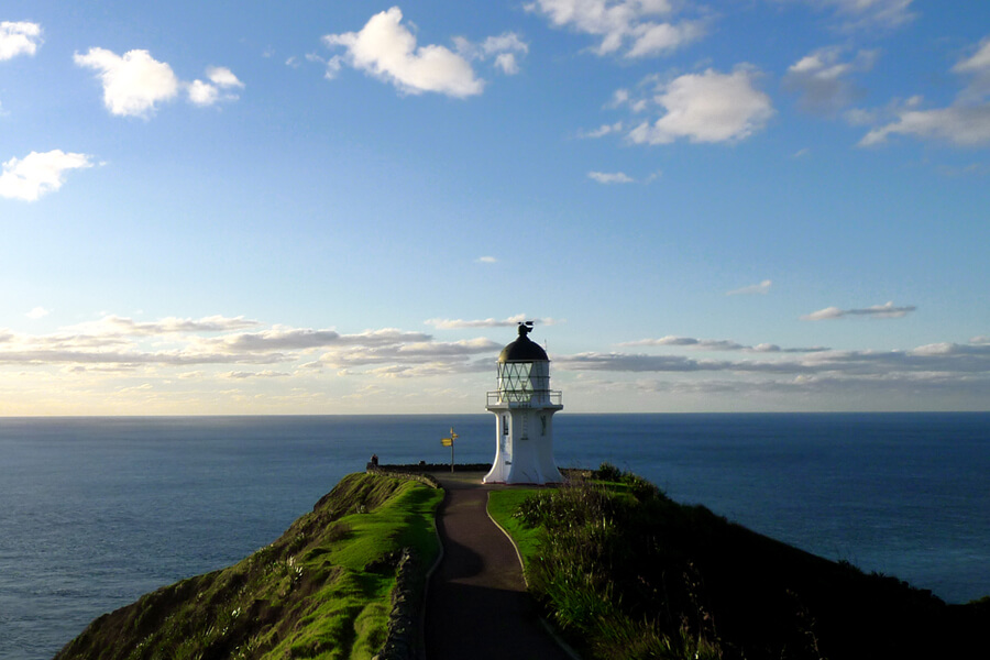 Discover the best of both islands with 2 days free* Discover the best of both islands with 2 days free*